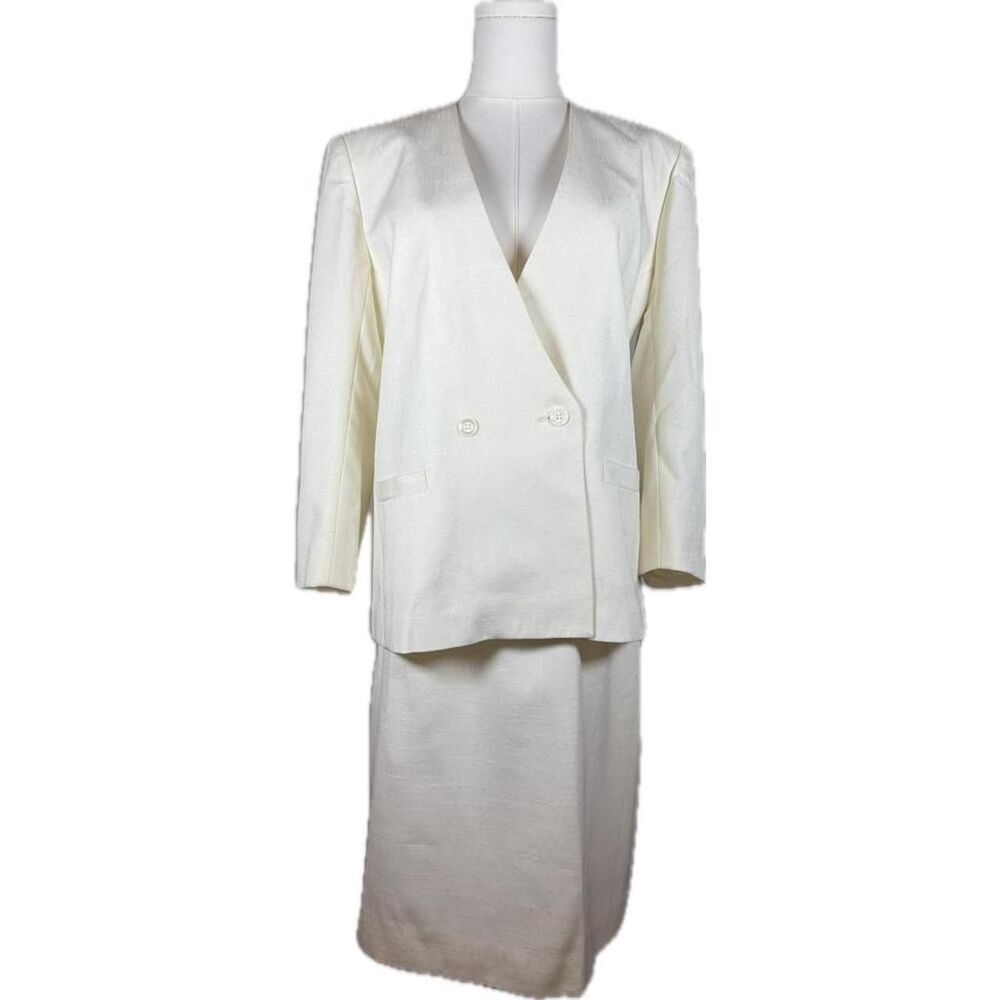 American-vintage Women's Cream and White Suit